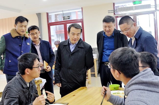 我校开展食品安全工作大检查