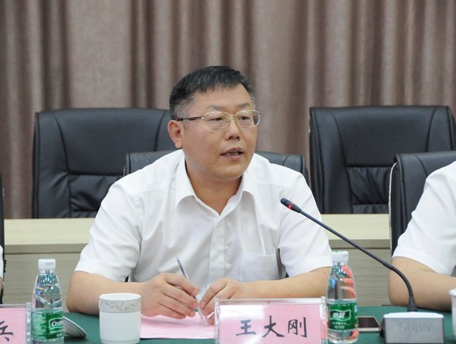 clip_image003.jpg 说明: http://xinwen.hyit.edu.cn/news/upfiles/file/201705/20170527144623176.jpg